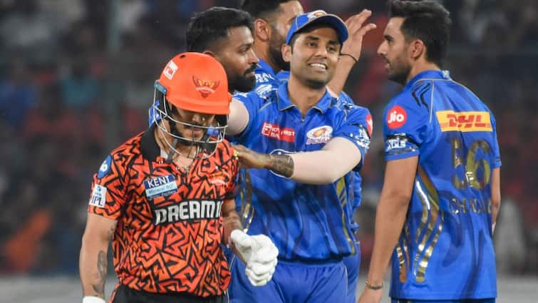 ‘Umpire Bhi Paise Le Raha’: Sehwag Reacts After Ishan Kishan’s Unusual Dismissal In IPL 2025