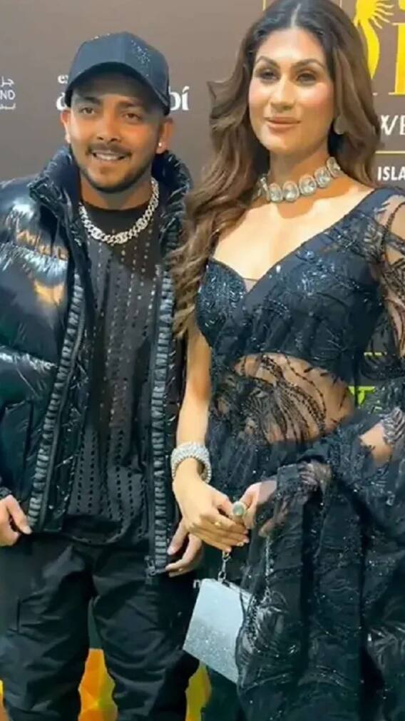 पृथ्वी शॉ की गर्लफ्रेंड की देखें 10 खूबसूरत तस्वीरें