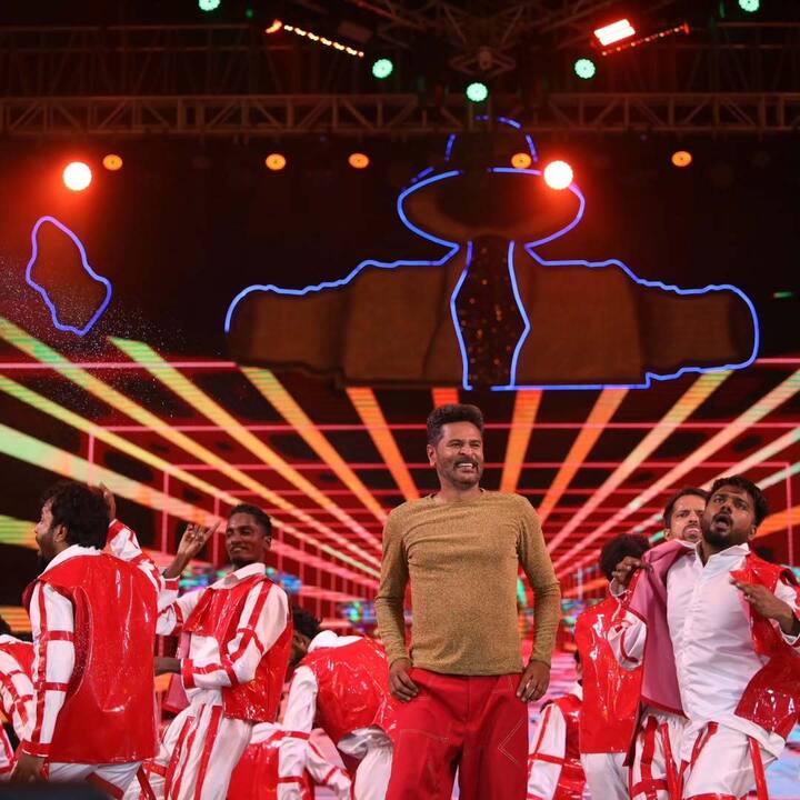 காலையில் ஓட்ஸ் சாப்பிடுவேன், ஜூஸ் குடிப்பேன். பிற்பகலில் சாப்பாடு கிடையாது. ஆனால், அதற்குப் பதிலாக மாப்பிள்ளை சம்பா, குதிரைவாலி ஆகியவற்றை 2 ஸ்பூன் எடுத்துக் கொள்வேன்.