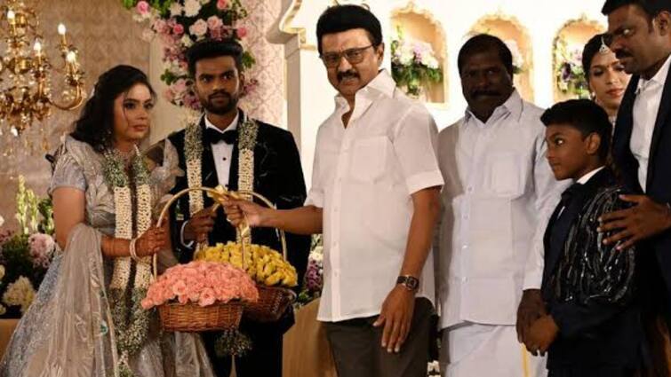 PMK MLA GK mani will join in DMK soon , today assembly is support DMK Resolution TNN 