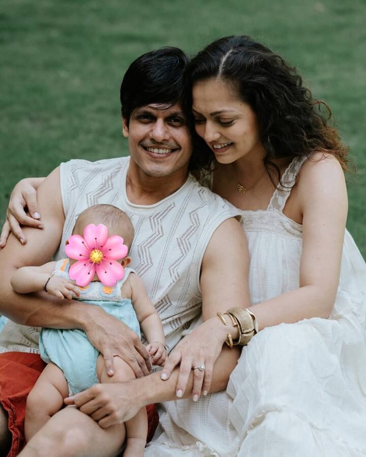 For the caption, Drashti had written, “There are places in the heart you don’t even know exist until you love a child- anne lamott. And now I know what this means I was your home for 9 months, but now you are my home forever. I love you, Leela. Happy 6 months to you and me.”