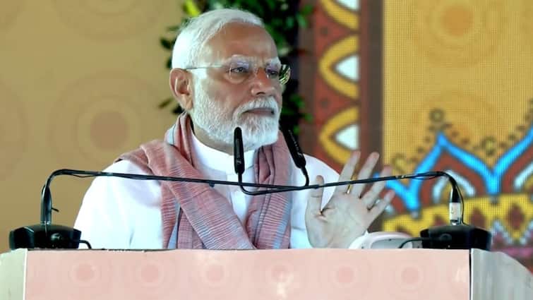'हमला करने वालों को कल्पना से भी बड़ी सजा मिलेगी', पहलगाम अटैक पर भावुक पीएम की पाकिस्तान को वॉर्निंग PM Modi First Public Speech Reaction after Pahalgam Terror Attack 'हमला करने वालों को कल्पना से भी बड़ी सजा मिलेगी', पहलगाम अटैक पर भावुक पीएम की पाकिस्तान को वॉर्निंग