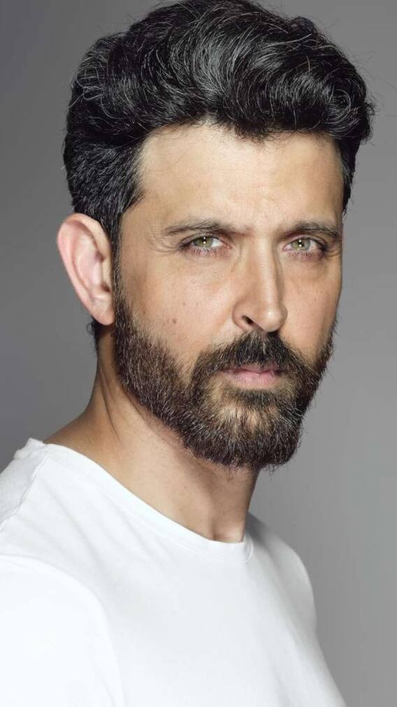 ऋतिक रोशन को पसंद है ये सीरीज, वॉचलिस्ट में टॉप पर है हिंदी वेब शो