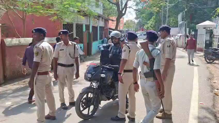 Patna Bomb Threat: पटना सिविल कोर्ट को बम से उड़ाने की धमकी, पुलिस और ATS को बुलाया गया