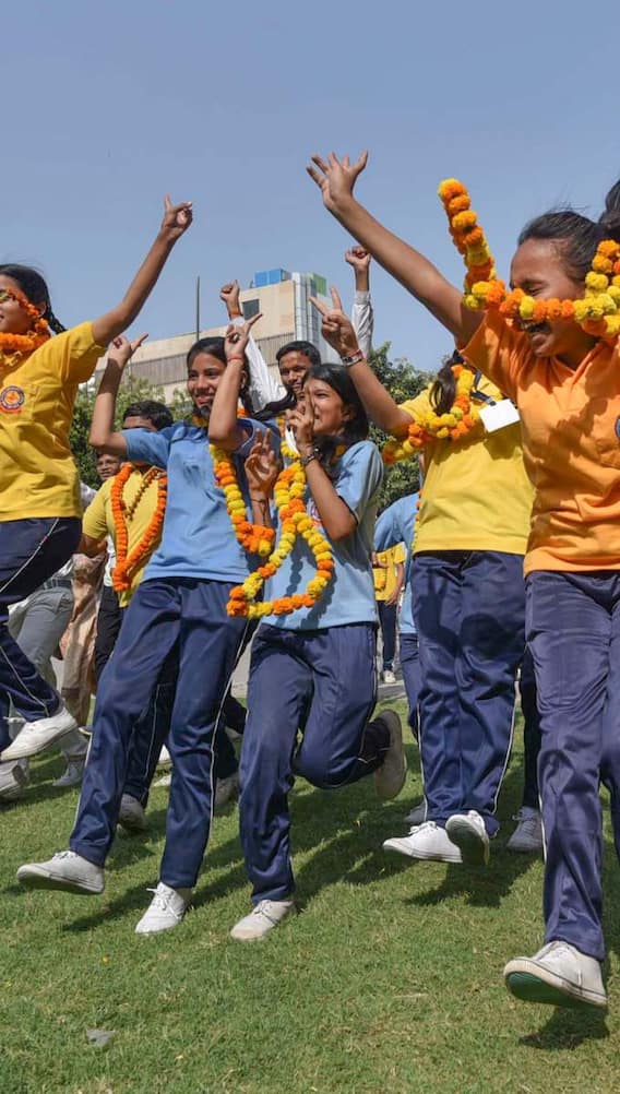 यूपी बोर्ड की 10वीं परीक्षा के टॉपर के किस सब्जेक्ट में आए सबसे ज्यादा नंबर?