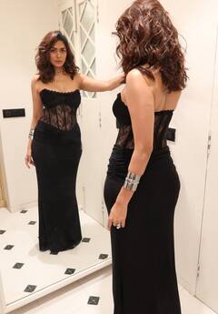 डियर गर्ल्स, ग्लैमरस और हॉट दिखने की है ख्वाहिश तो फॉलो करें मृणाल ठाकुर का फिटनेस रिजीम