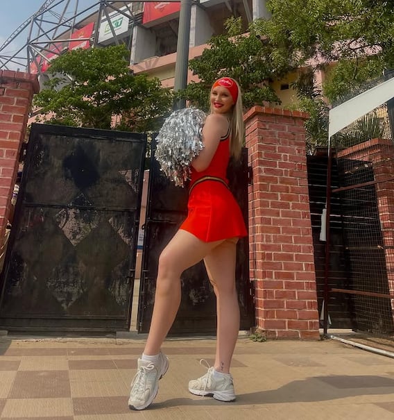 IPL 2025ની ખૂબ સુંદર ચીયરલીડર છે મૉલી