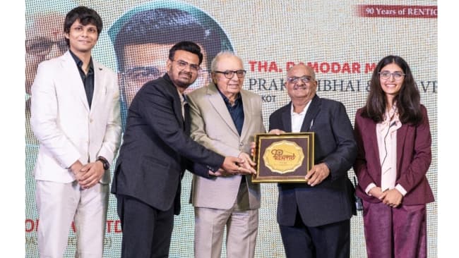 Rentio Tuver Dal Celebrates 90 Years Of Legacy In Ahmedabad રેંટિયો નાં ૯૦ વર્ષ – એક સફર ગુજરાતી ઘરોમાં પોષણ અને વિશ્વાસનો ૯૦ વર્ષનો વારસો ધરાવતી દેશી તુવેર દાળની આ બ્રાન્ડ સાથે સંકળાયેલો છે આઝાદીનો ઈતિહાસ