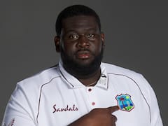 बाप रे... 140 किलो का खिलाड़ी, देखें दुनिया के 5 सबसे भारी भरकम क्रिकेटर्स; एक भारतीय भी शामिल