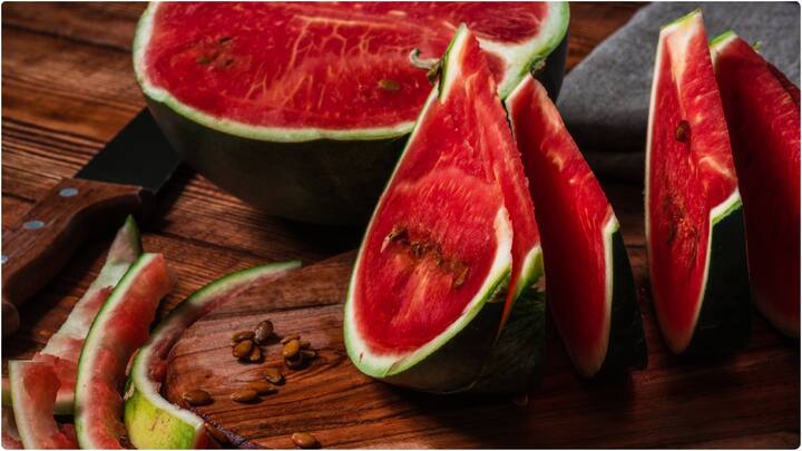 చర్మ సమస్యలు ఉన్నవారికి అలెర్జీలు రావచ్చు. కాబట్టి మీకు ఏదైనా స్కిన్ అలెర్జీలు ఉంటే దానిని తినకపోవడమే మంచిదని చెప్తున్నారు.