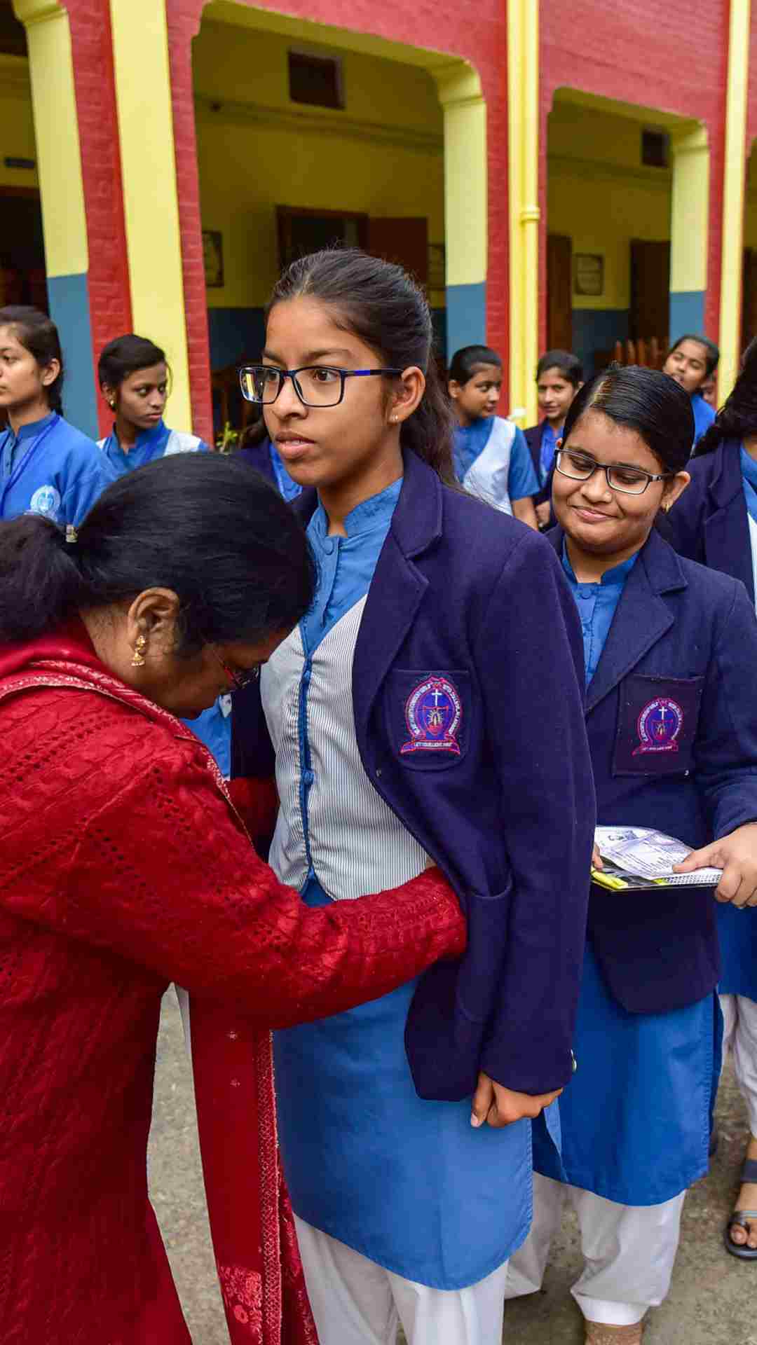 यूपी बोर्ड रिजल्ट आधिकारिक वेबसाइट upresults.nic.in और upmsp.edu.in पर चेक कर सकते हैं