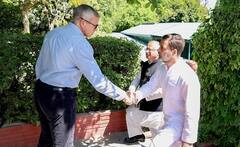 Rahul Gandhi Visits Pahalgam Attack Survivors In J-K, Holds Talks With CM Omar Abdullah & LG Sinha – IN PICS