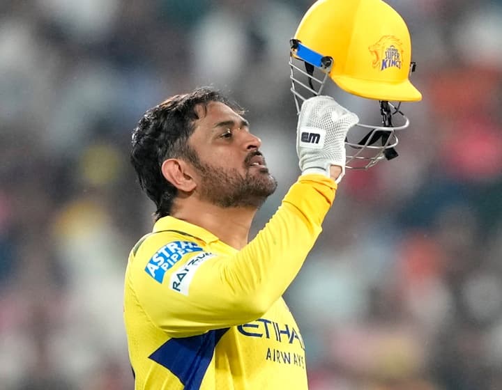 Former captain of the Indian cricket team MS Dhoni is currently commanding CSK in the IPL. Today, when he goes to play in Chepock ground against Sunrisers Hyderabad, he will join a special list.