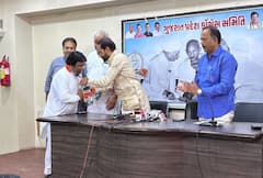 Gujarat: આમ આદમી પાર્ટીને લાગ્યો મોટો ઝટકો,  દિગ્ગજ નેતા શક્તિસિંહની હાજરીમાં કૉંગ્રેસમાં સામેલ