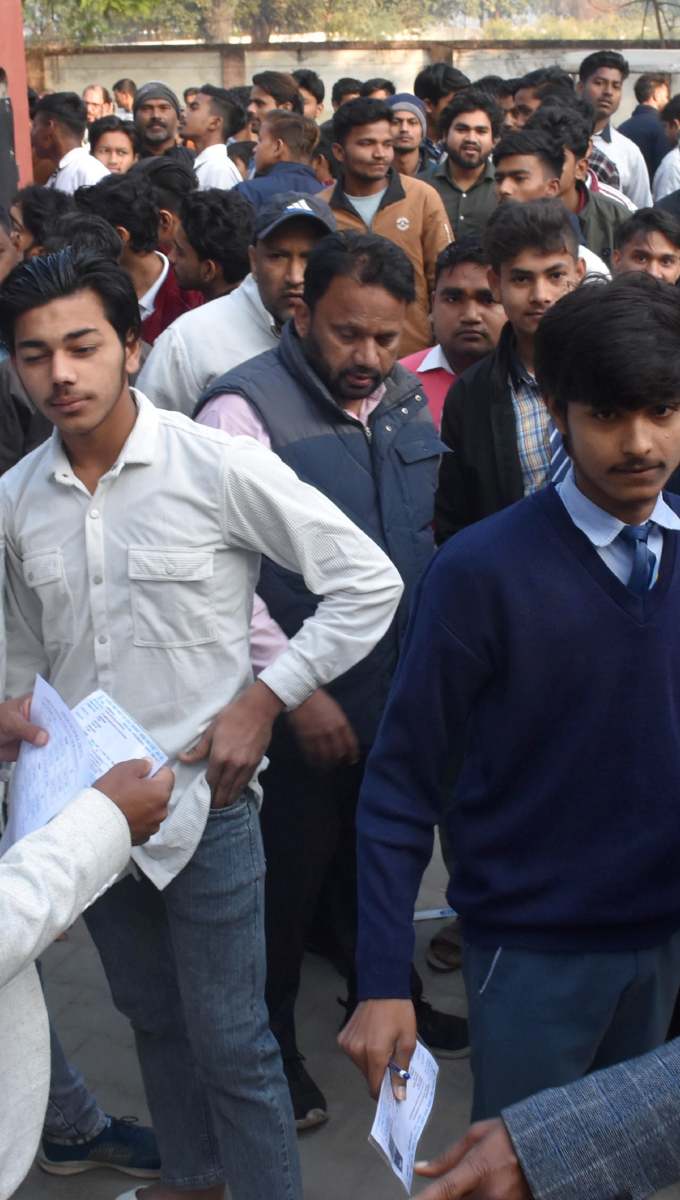 यूपी बोर्ड कक्षा 10वीं के टॉपर रहे यश प्रताप सिंह रहे हैं