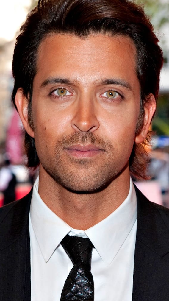 7 सेलेब्स जिन्होंने दिया वाइफ को धोखा, शादीशुदा जिंदगी में मचा था बवाल