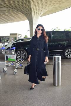 ऑल ब्लैक लुक में एयरपोर्ट पर स्पॉट हुईं सामंथा रुथ प्रभु, पैपराजी के लिए किए क्यूट पोज