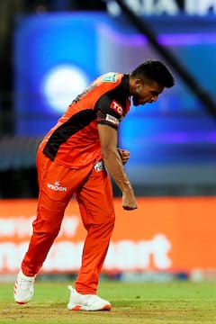 IPL 2025: KKR में हुई उमरान मलिक की वापसी, लेकिन नहीं खेल पाएंगे एक भी मैच; वजह जान रह जाएंगे सन्न