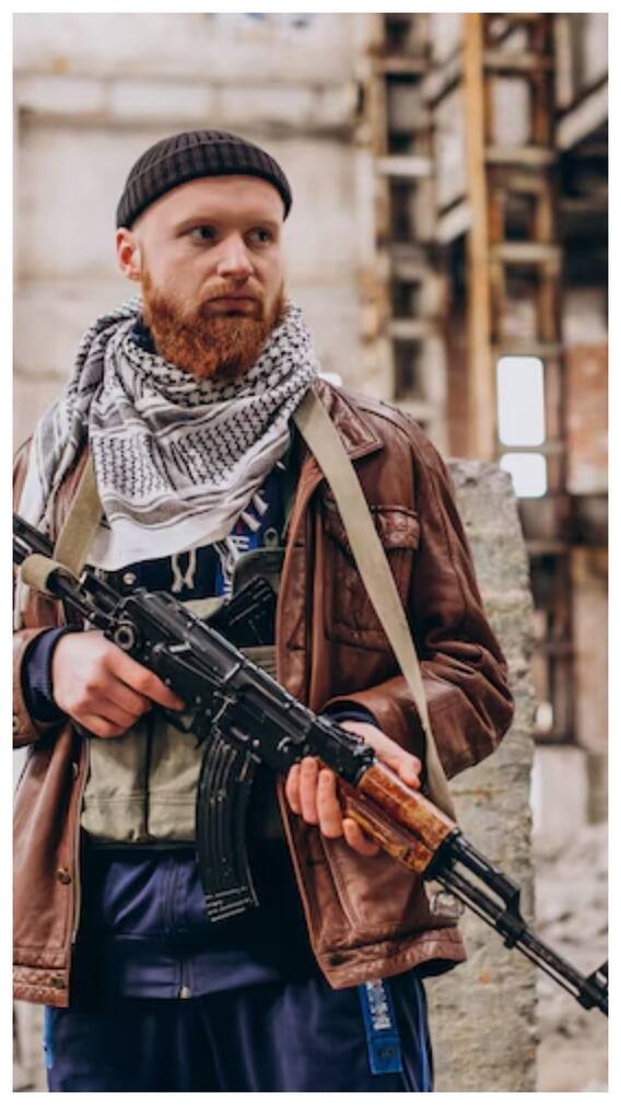 कहां से आया है आतंकवाद शब्द