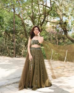 Rubina Dilaik Photo: લહેંગામાં રુબિના દિલૈકે કેમેરા સામે આપ્યા મનમોહક પોઝ