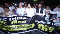 पहलगाम में मारे गए लोगों को पटना में दी गई श्रद्धांजलि, महागठबंधन के नेताओं ने निकाला कैंडल मार्च