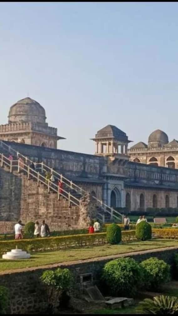 मध्य प्रदेश का 'मांडू', जहां कि ऐतिहासिक प्रेम कहानियां छू लेती हैं रूह