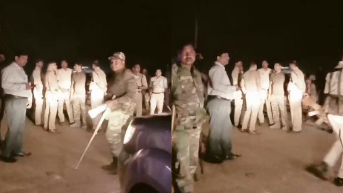 झारखंड के सरायकेला में सांप्रदायिक तनाव, कई दुकानों में आगजनी, पुलिस बल तैनात
