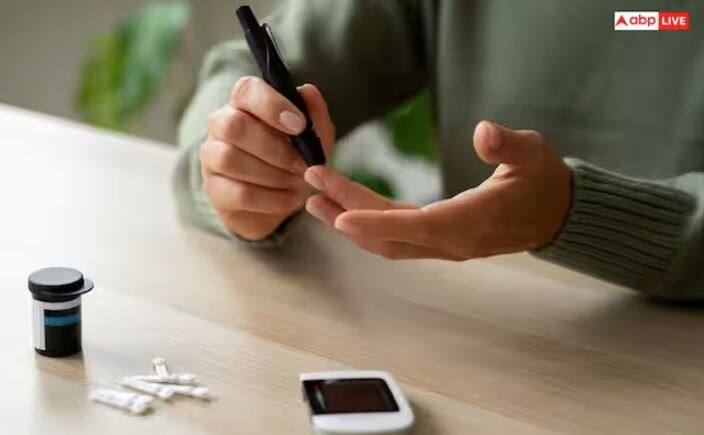 ਸਬਜਾ ਦੇ ਬੀਜ ਪਾਣੀ ਨੂੰ ਸੋਖ ਲੈਂਦੇ ਹਨ ਤੇ ਸਰੀਰ ਨੂੰ ਲੰਬੇ ਸਮੇਂ ਤੱਕ ਹਾਈਡ੍ਰੇਟ ਰੱਖਦੇ ਹਨ। ਇਹ ਪਿਆਸ ਬੁਝਾਉਣ ਅਤੇ ਗਰਮੀ ਦੇ ਦੌਰੇ ਤੋਂ ਬਚਾਉਣ ਵਿੱਚ ਮਦਦ ਕਰਦੇ ਹਨ।