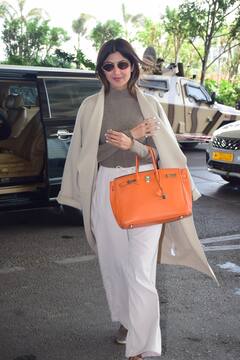 एयरपोर्ट पर बेहद एक्सपेंसिव बैग लेकर पहुंचीं शिल्पा शेट्टी, कीमत उड़ा देगी होश