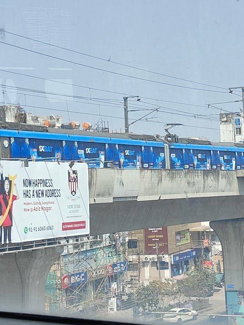 బెట్టింగ్ యాప్ ప్రమోషన్ కేసులో బిగ్ ట్విస్ట్..తప్పు ఒప్పుకున్న హైదరాబాద్ మెట్రో.. సిట్ విచారణపై ప్రభావం చూపుతుందా..?