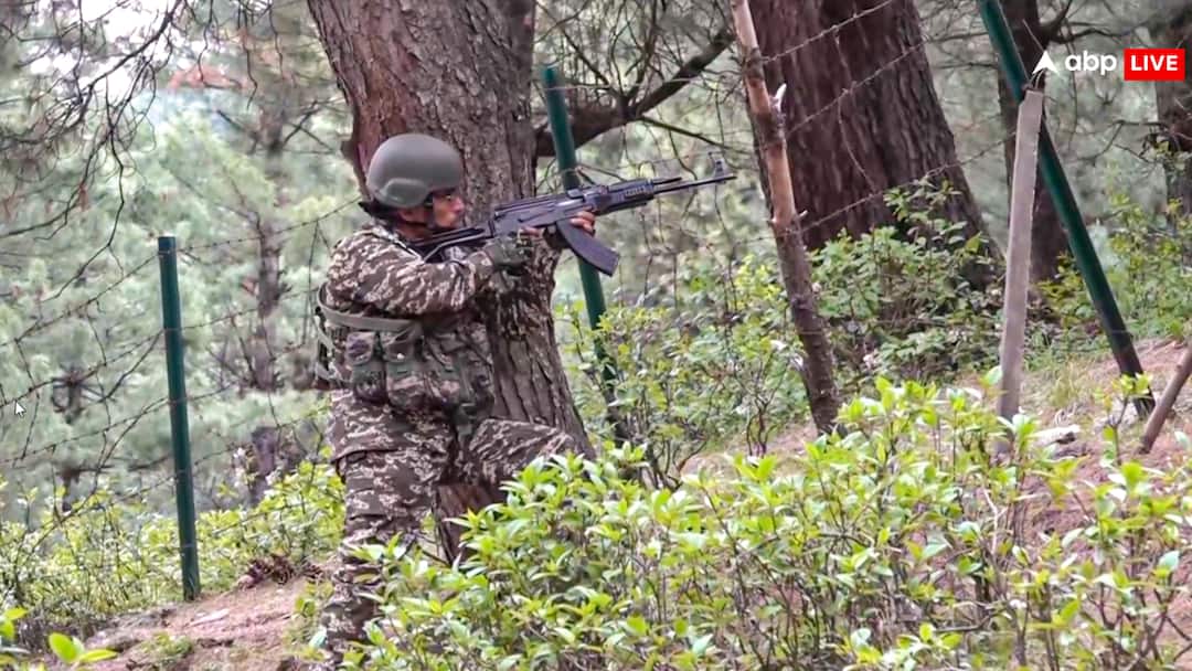 सेना के निशाने पर जम्मू कश्मीर के ये 14 आतंकी, तलाश में एजेंसियां, पाकिस्तान से जुड़े हैं तार Full List of 14 Local Terrorists in jammu kashmir revealed after Pahalgam Terror Attack indian army pakistan more details सेना के निशाने पर जम्मू कश्मीर के ये 14 आतंकी, तलाश में एजेंसियां, पाकिस्तान से जुड़े हैं तार