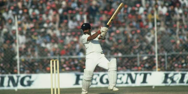 The height of former Indian batsman Gundappa Vishwanath is just 5 feet 3 inches. But with his batting, he used to make big bowlers fear in his heart. Gavaskar was also a batting fan of Vishwanath. Vishwanath has scored 6080 runs with the help of 35 half -centuries and 14 centuries playing 91 Tests.