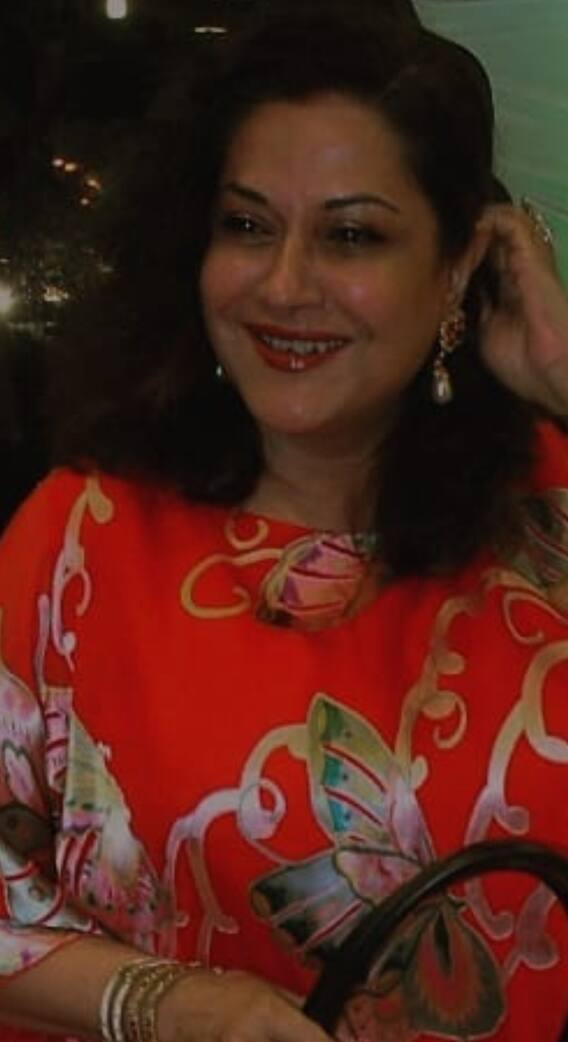 मौसमी चटर्जी को गलत न सहने की वजह से काम से निकाल दिया गया था