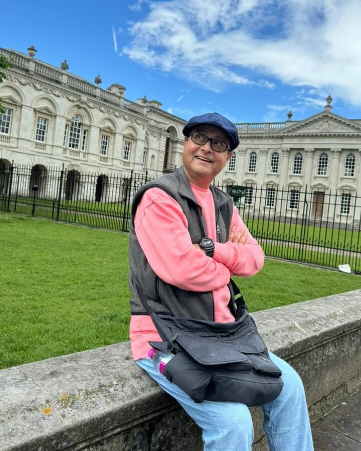 बहुत कम लोग जानते होंगे कि सचिन पिलगांवकर ने 5 साल की छोटी सी उम्र में ही कैमरा फेस कर लिया था. वो साल 1962 में आई फिल्म ‘हां माजा मार्ग अकेला’ में नजर आए थे.