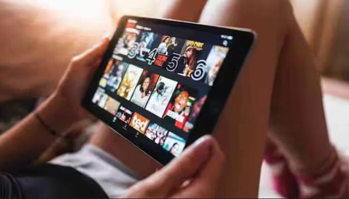 ਜੇਕਰ ਤੁਸੀਂ ਘੱਟ ਕੀਮਤ 'ਤੇ Netflix ਦੀ ਪਹੁੰਚ ਚਾਹੁੰਦੇ ਹੋ ਤਾਂ Vi ਦਾ ਪਲਾਨ ਸਭ ਤੋਂ ਸਸਤਾ ਹੈ। ਪਰ ਜੇਕਰ ਤੁਸੀਂ ਹੋਰ ਡਾਟਾ ਚਾਹੁੰਦੇ ਹੋ ਅਤੇ ਟੀਵੀ 'ਤੇ ਨੈੱਟਫਲਿਕਸ ਦੇਖਣਾ ਚਾਹੁੰਦੇ ਹੋ, ਤਾਂ ਏਅਰਟੈੱਲ ਇੱਕ ਬਿਹਤਰ ਵਿਕਲਪ ਹੋ ਸਕਦਾ ਹੈ। ਇਸ ਦੇ ਨਾਲ ਹੀ, ਜੀਓ ਦਾ ਪਲਾਨ ਸੰਤੁਲਿਤ ਹੈ ਅਤੇ ਜੀਓ ਐਪਸ ਤੱਕ ਪਹੁੰਚ ਵੀ ਦਿੰਦਾ ਹੈ।