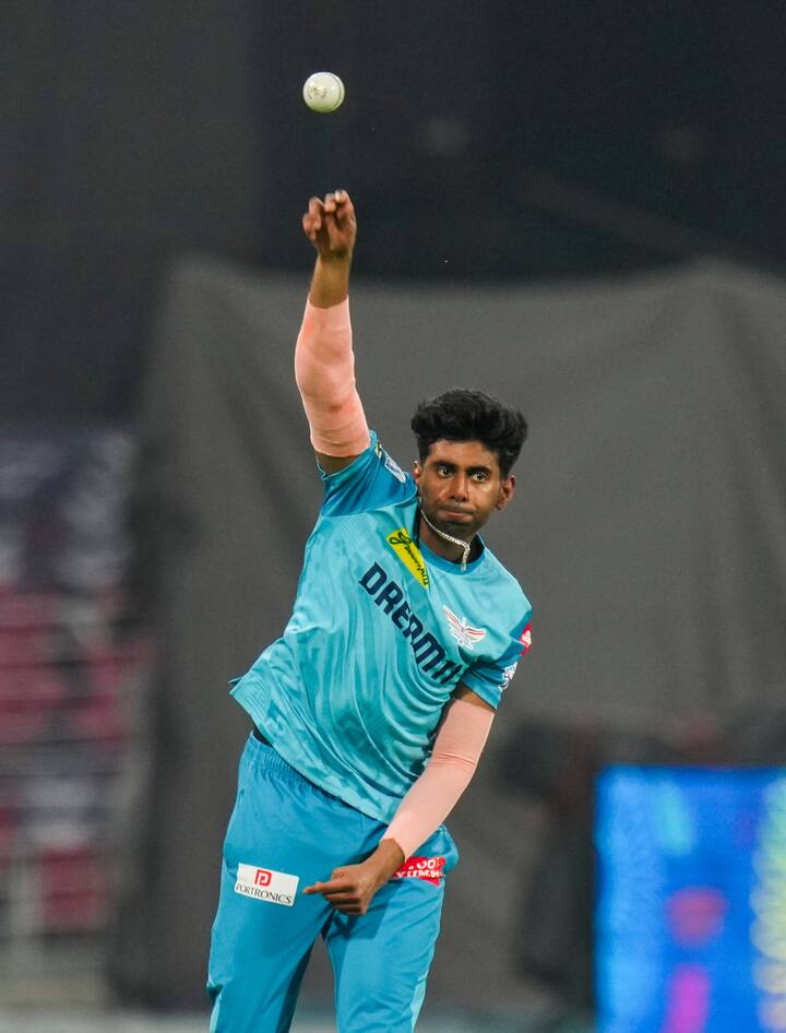 Mayank was running out due to injury for a long time. He joined the team a few days ago. But he did not get a chance to play. However, today he is ready to play the first match of this season.