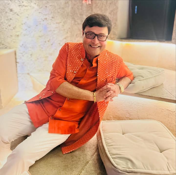 Let me tell you that after 'Balika Vadhu', the actor worked in many great films like 'Rivers Ke Paar', 'Satte Pe Power', 'Sholay', 'Brahmachari'.