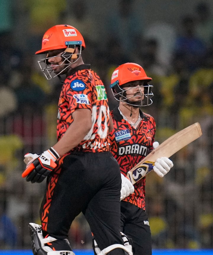 Rinku Singh says 300 runs can be scored in ipl 2025 dale steyn kolkata knight riders 23 आईपीएल 2025 के शुरुआती मैचों में ही टीम का स्कोर 300 के नजदीक पहुंच गया था. सनराइजर्स हैदराबाद ने राजस्थान रॉयल्स के खिलाफ 20 ओवर में सात विकेट खोकर 286 रन बना दिए थे.