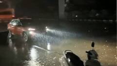 वादळी वाऱ्यासह पाऊस, लाईट गेली अन् उड्डाण पुलावरही पाणी; खासदारांनीच बनवला व्हिडिओ