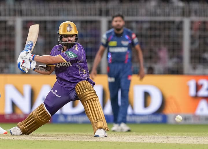 Rinku Singh says 300 runs can be scored in ipl 2025 dale steyn kolkata knight riders 19 आईपीएल में 300 रन बनने की चर्चा इस बार बहुत ज्यादा रही है. इसको लेकर दक्षिण अफ्रीका के पूर्व तेज गेंदबाज डेल स्टेन ने भी कहा था कि आईपीएल में 300 रन बन सकते हैं. वहीं कोलकाता नाइट राइडर्स के बल्लेबाज रिंकू सिंह का भी मानना है कि टीमें 300 रन का आंकड़ा पार कर सकती हैं.