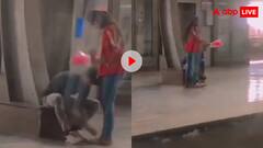 'इसका लाइसेंस कैंसिल करो', मेट्रो स्टेशन पर गर्लफ्रेंड के पैर छूता दिखा लड़का, मर्द समाज करने लगा ये डिमांड; देखें वीडियो