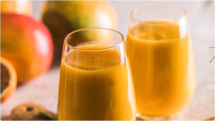 మామిడిపండ్లను నేరుగా అందరూ తింటారు. అయితే దాని ఫ్లేవర్ను జ్యూస్లు, మిల్క్షేప్ రూపంలో ఇష్టపడేవారు కూడా ఉంటారు. మీరు కూడా అలా మ్యాంగోని ఎంజాయ్ చేయాలనుకుంటే ఇక్కడో సింపుల్ రెసిపీ ఉంది.