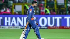 IPL 2025 Rishabh Pant Failures: పంత్ వైఫ‌ల్యాల బాట‌.. పంజాబ్ పై వికెట్ పారేసుకున్న పంత్.. ల‌క్నో ఓన‌ర్ హావ‌భావాల‌పై సోష‌ల్ మీడియాలో చ‌ర్చ‌..
