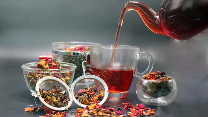 3. Herbal Tea: Herbal teas have calming properties that promote relaxation. Sip on teas like peppermint, chamomile, and lavender. These teas have great physical and mental health benefits, making them an excellent addition to your routine. (Image Source: Canva)