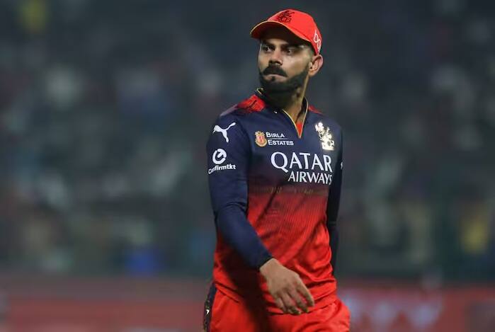 કોહલી પછી સૂર્યકુમાર હવે ઓરેન્જ કેપની રેસમાં બીજા ક્રમે છે. આ પછી આવે છે સાઈ સુદર્શન. જ્યારે પૂરન 403 રન સાથે ચોથા સ્થાને સરકી ગયો છે. જ્યારે મિશેલ માર્શ મુંબઈ સામે 34 રનની ઇનિંગ રમીને યાદીમાં 5મા સ્થાને આવ્યો. આ મેચ પહેલા જોસ બટલર 356 રન સાથે પાંચમા સ્થાને હતા.