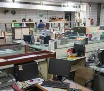 ਪੰਜਾਬ ਸਰਕਾਰ ਨੇ ਸਾਰੇ ਅਧਿਕਾਰੀਆਂ ਨੂੰ ਇੱਕ ਨਵਾਂ ਨਿਰਦੇਸ਼ ਜਾਰੀ ਕੀਤਾ ਹੈ। ਹੁਣ ਅਧਿਕਾਰੀ ਦਫਤਰ ਦੇ ਸਮੇਂ ਤੋਂ ਬਾਅਦ ਅਤੇ ਛੁੱਟੀ ਵਾਲੇ ਦਿਨਾਂ ਵਿੱਚ ਵੀ ਮੋਬਾਈਲ 'ਤੇ ਉਪਲਬਧ ਰਹਿਣਗੇ।