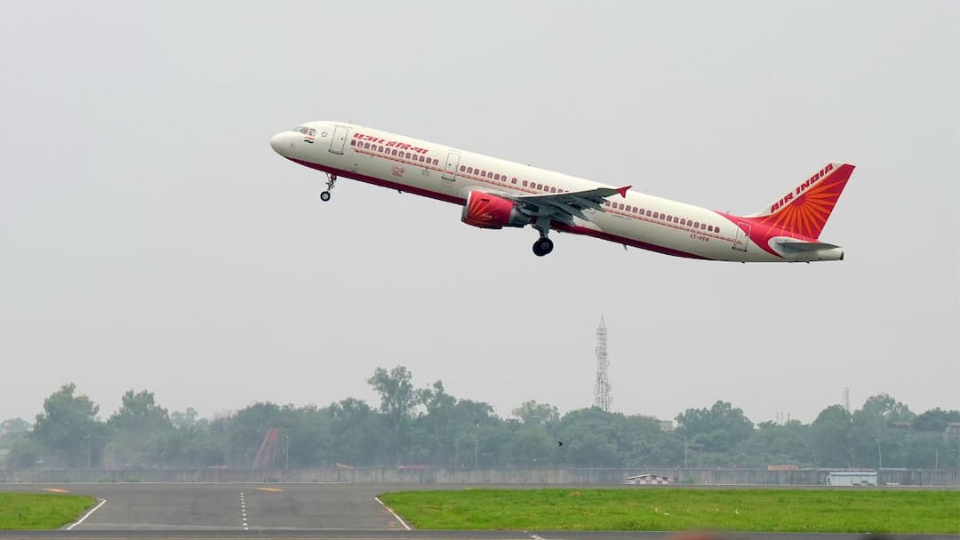 Why Easterly Winds Result In Delays At Delhi's IGI Airport Why Easterly Winds Result In Delays At Delhi's IGI Airport