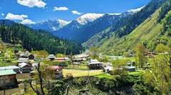 ਪਹਿਲਗਾਮ ਅੱਤਵਾਦੀ ਹਮਲੇ ਤੋਂ ਬਾਅਦ ਵੱਡਾ ਫੈਸਲਾ, 48 ਰਿਜ਼ੋਰਟ ਤੇ ਮਸ਼ਹੂਰ ਸੈਰ-ਸਪਾਟਾ ਥਾਵਾਂ ਨੂੰ ਕੀਤਾ ਬੰਦ, ਮੁੜ ਅੱਤਵਾਦੀ ਹਮਲੇ ਦਾ ਖ਼ਦਸ਼ਾ