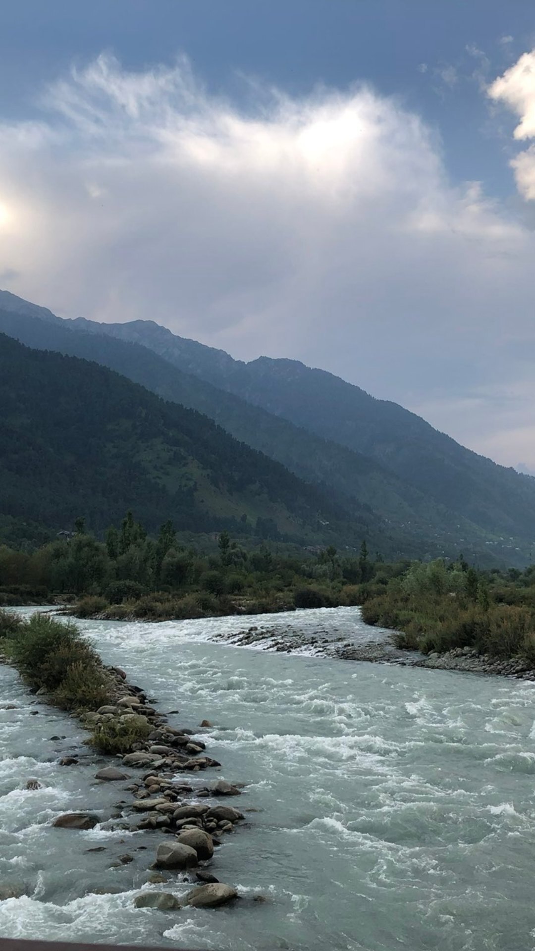 अमरनाथ यात्रा के लिए आप अगर ऑनलाइल रजिस्ट्रेशन कर रहें हैं तो jksasb.nic.in पर जाना होगा