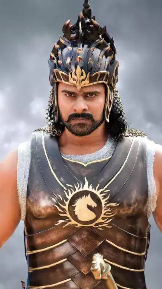 10 साल बाद बाहुबली बन बड़े पर्दे पर नजर आएंगे प्रभास